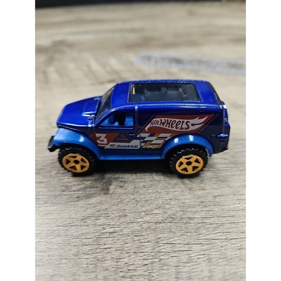 Hot Wheels Power Panel Van Diecast 1/64 Mattel Loose Toy Car - Picture 5 of 6